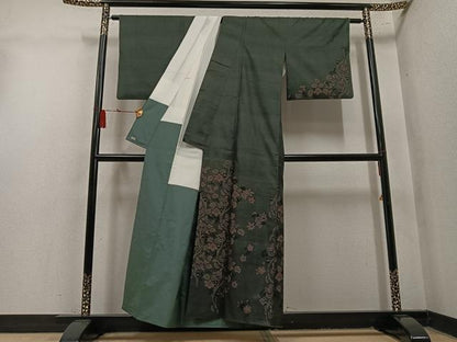 平和屋着物●本場大島紬　訪問着　9マルキ　花鳥文　三越扱い　正絹　逸品　AABN1693ph