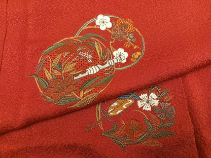 平和屋着物●中国三大刺繍　スワトウ刺繍　汕頭刺繍　振袖　花楽器文　正絹　逸品　AABN1698ph