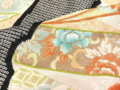 平和屋着物●豪華振袖　絞り　駒刺繍　吉祥花唐草文　金彩　正絹　逸品　AABN1704ph