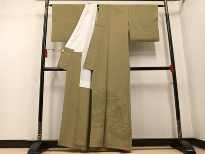 平和屋着物●無地絵羽訪問着　御所車草花風景文　油色　正絹　逸品　AABN1718ph