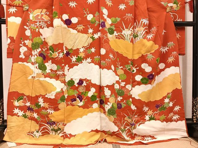 平和屋着物●豪華振袖　駒刺繍　雲重ね舞蝶文　丹後ちりめん　仮絵羽　逸品　未使用　AABN1735ph