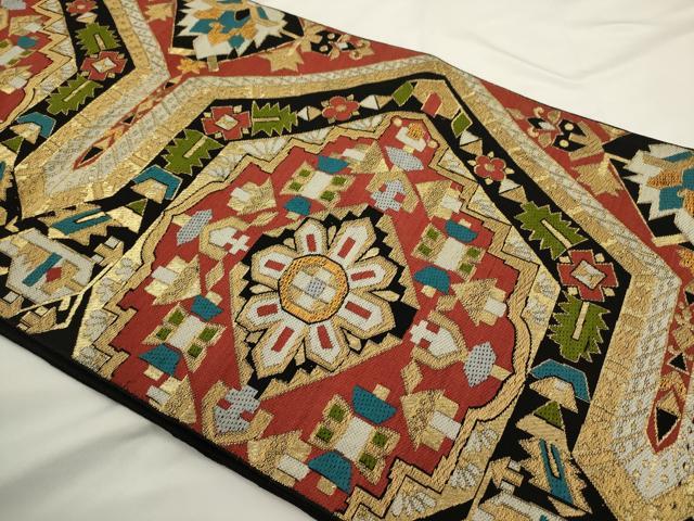 平和屋着物◎六通柄袋帯　幾何学花文　黒地　金糸　正絹　逸品　AABN2761ps
