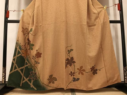 平和屋着物●訪問着　葡萄蔦の葉文　暈し染め　金彩　正絹　逸品　未使用　AABN2981ph