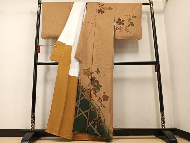 平和屋着物●訪問着　葡萄蔦の葉文　暈し染め　金彩　正絹　逸品　未使用　AABN2981ph