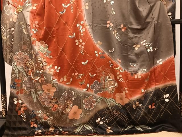 平和屋着物●豪華振袖　花蝶鼓文　暈し染め　金彩　正絹　逸品　AABN2987ph