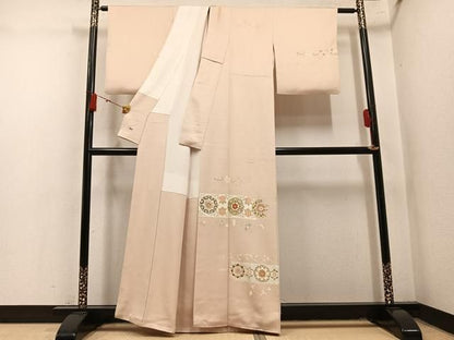 平和屋着物●訪問着　駒刺繍　花唐草文　金彩　三越扱い　正絹　逸品　AABN2990ph