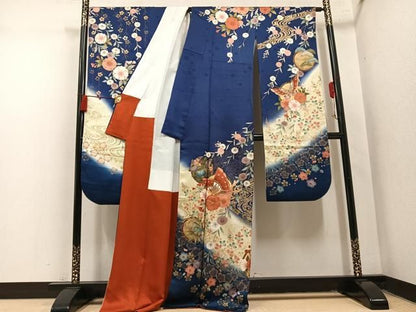 平和屋着物●豪華振袖　駒刺繍　花蝶文　暈し染め　金彩　正絹　逸品　AABN2995ph