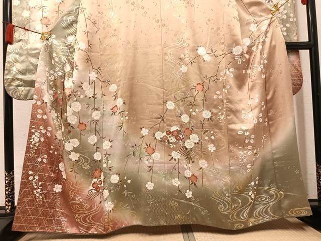 平和屋着物●豪華振袖　扇面花文　暈し染め　金銀彩　鈴乃屋扱い　正絹　逸品　AABN2997ph
