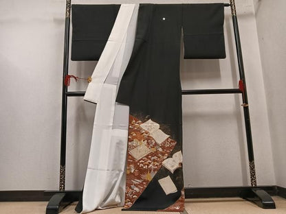 平和屋着物●豪華黒留袖　駒刺繍　風景花冊子文　金彩　正絹　逸品　AABN3022ph
