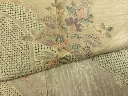 平和屋着物●中国三大刺繍　スワトウ刺繍　汕頭刺繍　総刺繍　訪問着　紬地　更紗文　正絹　逸品　AABN3065ph