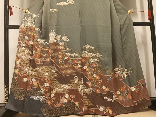 平和屋着物●訪問着　駒刺繍　吉祥花唐草文　金彩　正絹　逸品　AABN3075ph