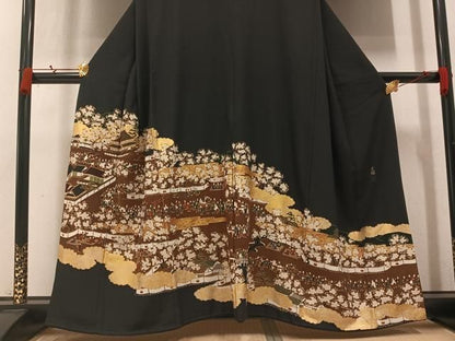 平和屋着物●松尾光琳　黒留袖　駒刺繍　人物風景桜文　金彩　正絹　逸品　AABN3092ph