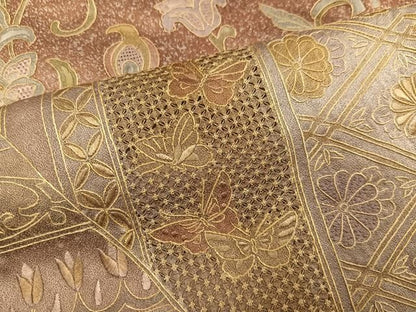 平和屋着物●中国三大刺繍　スワトウ刺繍　汕頭刺繍　総刺繍　訪問着　花蝶文　暈し染め　正絹　逸品　AABN3097ph
