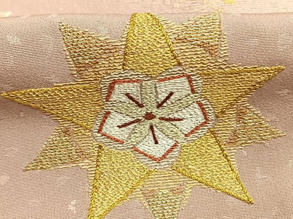 平和屋着物●梅原新太郎　訪問着　総刺繍　幾何学花文　小大丸　金糸　たとう紙付き　正絹　逸品　未使用　AABN3562fy