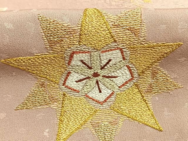 平和屋着物●梅原新太郎　訪問着　総刺繍　幾何学花文　小大丸　金糸　たとう紙付き　正絹　逸品　未使用　AABN3562fy