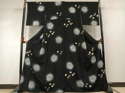 平和屋着物●上質な小紋　舞桜文　蛍暈し　黒地　金彩　鬼しぼ縮緬　正絹　逸品　AABN3567fy
