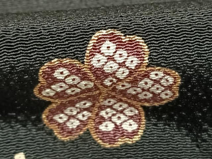 平和屋着物●上質な小紋　舞桜文　蛍暈し　黒地　金彩　鬼しぼ縮緬　正絹　逸品　AABN3567fy