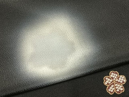 平和屋着物●上質な小紋　舞桜文　蛍暈し　黒地　金彩　鬼しぼ縮緬　正絹　逸品　AABN3567fy