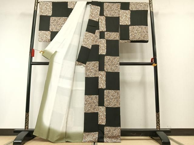 平和屋着物●染の北川　小紋　色紙唐草文　丹後ちりめん　証紙付き　正絹　逸品　AABN3649fy