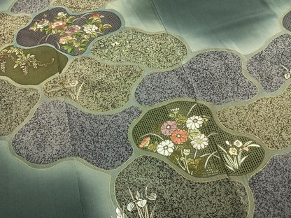平和屋着物●中国三大刺繍　スワトウ刺繍　汕頭刺繍　訪問着　草花文　暈し染め　金彩　正絹　逸品　未使用　AABN3655fy