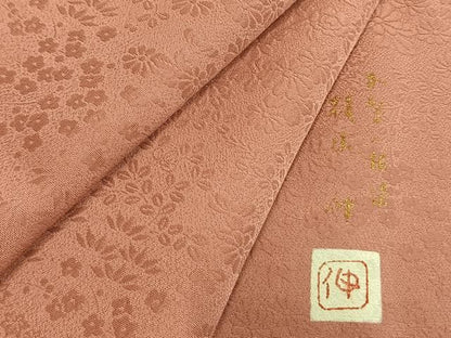 平和屋着物●本加賀友禅作家　梶山伸監修　色無地　草花地紋　珊瑚色　正絹　逸品　未使用　AABN3662fy