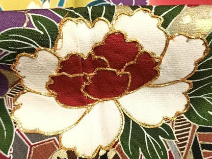 平和屋着物●豪華振袖　駒刺繍　雪輪片輪車花文　暈し染め　金彩　ロング丈　正絹　逸品　AABN3665fy