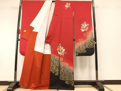 平和屋着物●中国三大刺繍　スワトウ刺繍　汕頭刺繍　振袖　駒刺繍　寿光織　流水花文　暈し染め　金糸　正絹　逸品　AABN3680fy