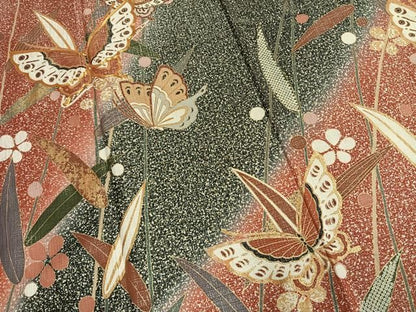 平和屋着物●豪華振袖　駒刺繍　花蝶文　暈し染め　金彩　銀通し地　ロング丈　正絹　逸品　AABN3690fy