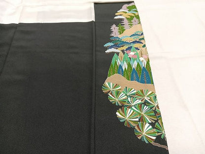 平和屋着物●豪華黒留袖　友禅　作家者　松竹梅　飛鶴枝梅文　正絹　逸品　未使用　AABN3692fy