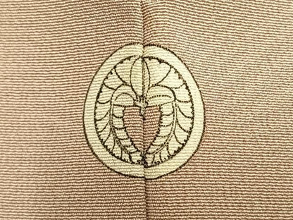 平和屋着物●中国三大刺繍　スワトウ刺繍　汕頭刺繍　総刺繍　色留袖　作家者　吉祥唐草花文　暈し染め　正絹　逸品　AABN3714fy