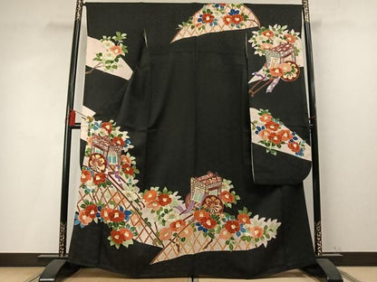 平和屋着物●豪華振袖　御所車花文　黒地　金彩　正絹　逸品　AABN3721fy