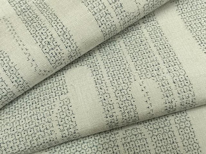 平和屋着物●結城紬　100亀甲　幾何学文様　正絹　逸品　AABN3789fy