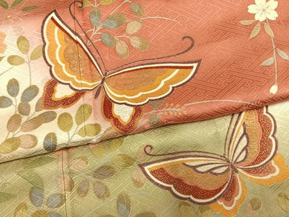 平和屋着物●豪華振袖　花蝶文　暈し染め　金彩　正絹　逸品　AABN3802fy