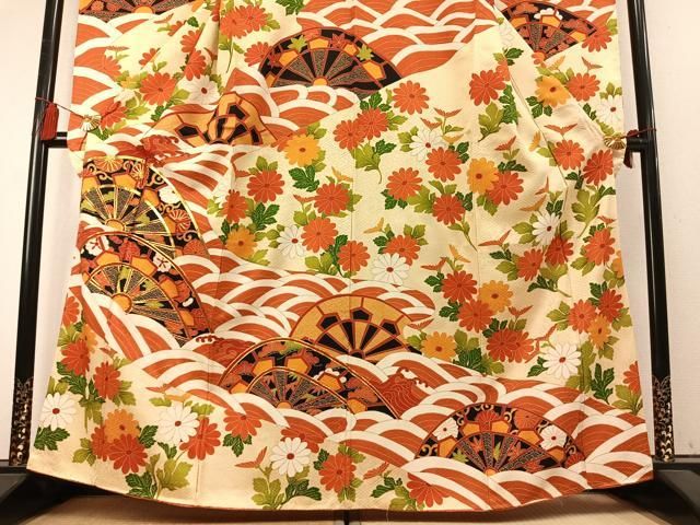平和屋着物●豪華振袖　駒刺繍　源氏車花文　正絹　逸品　AABN3843fy