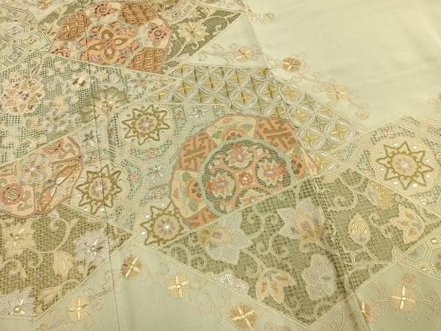 平和屋着物●中国三大刺繍　スワトウ刺繍　汕頭刺繍　相良刺繍　総刺繍　訪問着　切嵌吉祥花文　正絹　逸品　未使用　AABN3857fy