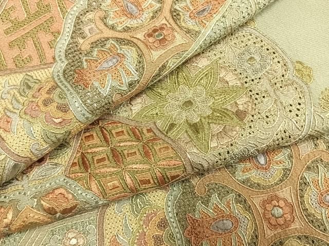 平和屋着物●中国三大刺繍　スワトウ刺繍　汕頭刺繍　相良刺繍　総刺繍　訪問着　切嵌吉祥花文　正絹　逸品　未使用　AABN3857fy
