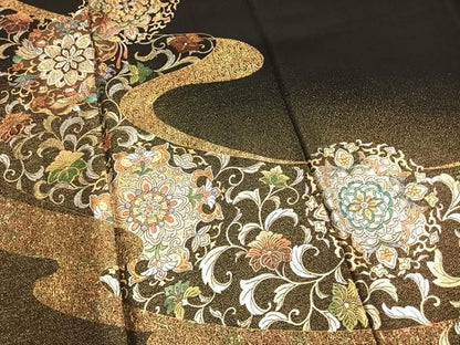 平和屋着物●豪華黒留袖　吉祥花鳥文　金銀彩　正絹　逸品　AABN3861fy