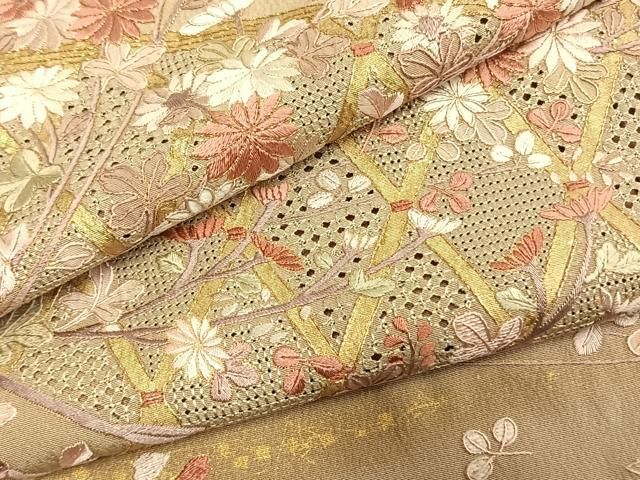平和屋着物●中国三大刺繡　スワトウ刺繡　汕頭刺繡　総刺繡　色留袖　枝花文　暈し染め　金糸　金彩　正絹　逸品　AABN3941fy