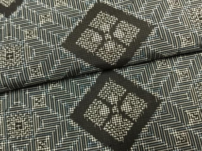 平和屋着物●本場大島紬　龍郷絣　正絹　逸品　AABN4032fy