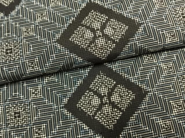 平和屋着物●本場大島紬　龍郷絣　正絹　逸品　AABN4032fy