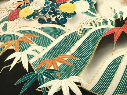 平和屋本店●アンティーク　大正ロマン　振袖　駒刺繍　松竹梅　暈し染め　黒地　金銀糸　金彩　正絹　逸品　AABN4045fy