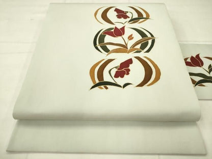 平和屋着物●塩瀬　九寸名古屋帯　駒刺繍　草花文　金彩　正絹　逸品　AABN4337pf
