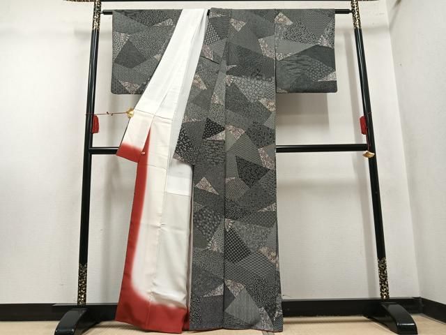 平和屋着物●伝統工芸士 染谷梅治　江戸小紋　更紗文　黒地　さが美扱い　正絹　逸品　AABN5243ph