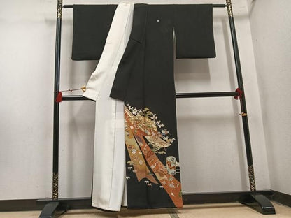 平和屋着物●豪華黒留袖　駒刺繍　檜扇貝桶花文　金彩　正絹　逸品　AABN5244ph
