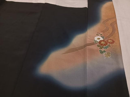 平和屋着物●京友禅の第一人者　松井青々　黒留袖　流水花文　暈し染め　金彩　正絹　逸品　AABN5248ph