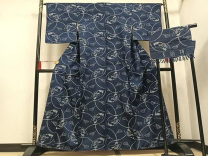 平和屋着物●弓浜絣　地紙扇文　反端付き　正絹　逸品　未使用　AABN5334ph