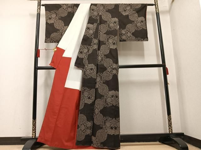 平和屋着物●本場大島紬　古代染色純泥染　7マルキ　草花丸文　浦田細工場謹製　証紙付き　正絹　逸品　未使用　AABN5745ph