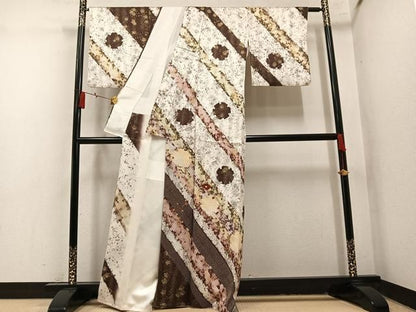 平和屋着物●訪問着　雪輪枝垂れ桜文　暈し染め　金彩　正絹　逸品　AABN5746ph