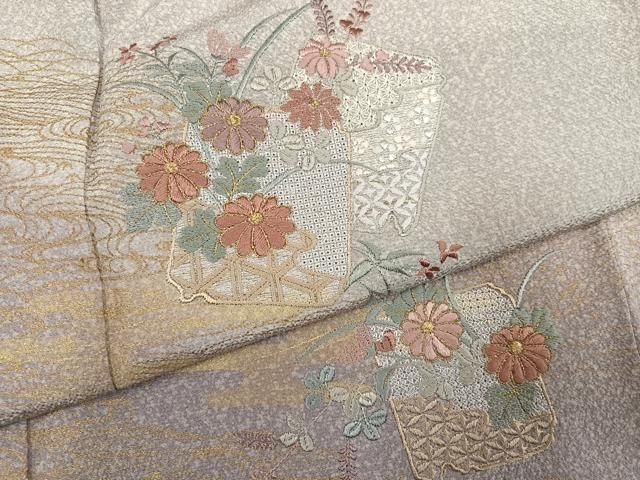 平和屋着物●中国三大刺繍　汕頭刺繍　スワトウ刺繍　訪問着　草花文　暈し染め　金彩　やまと誂製　正絹　逸品　AABN5760ph