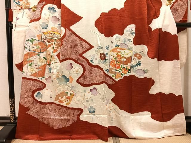 平和屋着物●豪華振袖　絞り　駒刺繍　貝桶花文　金彩　正絹　逸品　AABN5772ph